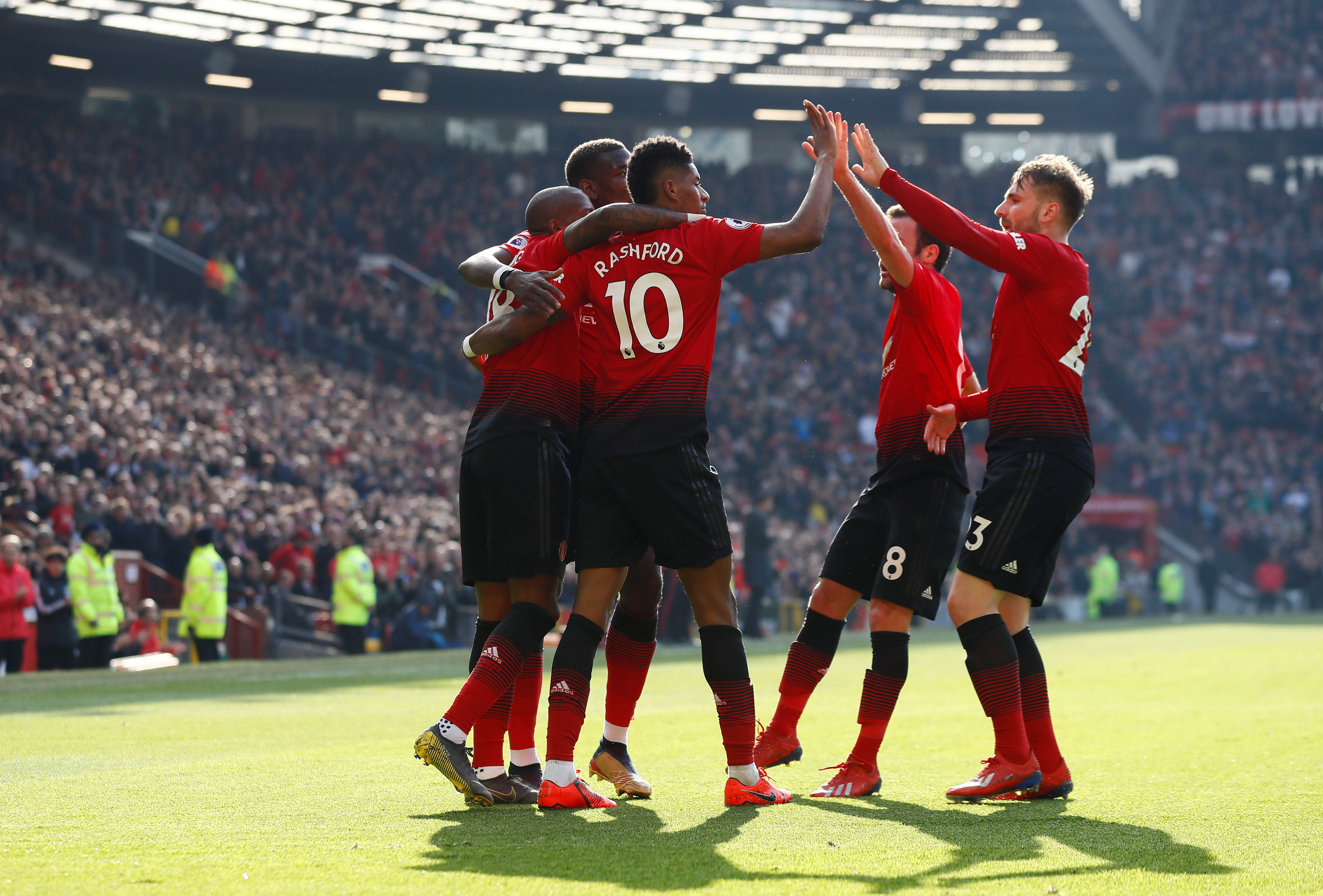 尤其是在与 尤其是在与